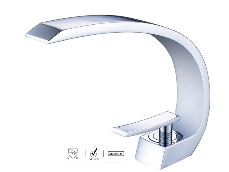 chrome basin faucet